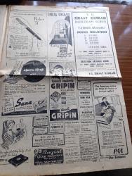 Cumhuriyet Gazetesi - 8 Aralık 1954 - En az geçim haddi Cumhuriyet Başmakale - Hüseyin Cahit Yalçın için CHP'li yapacağı toplantı dün menedildi - Kasım Gülek ve arkadaşları Dün Üsküdar cezaevi önünde ve caddede alınan inzibati tedbirler fotoğraf - hükümetin dün gece neşrettiği resmi tebliğ - CHP Üsküdar ilçe merkezi önünde atlı ve yaya polis Kuvvetleri - Adnan Menderes kabinesinde değişiklikler yapılacak - sermayadarların şeker stoku yapması önleniyor - yanan ormanlarda 50 gün röportajı yapan Yaşar Kemal Yazı Dizisi - Migros idare Meclisinin dünkü toplantısı - anlayış buhranı yazan Burhan Felek - gittikçe artan öğrenci sayısına İstanbul'da mevcut okullar kafi gelmiyor - Fenerbahçe bugün Beyoğlusporla karşılaşıyor - Türkiye voleybol birinciliği - sinema tarihinin en muazzam eseri Kovadis Melek Yeni ve Çemberlitaş sinemasında - bir fahişenin kurbanı filmi Beyoğlu yıldız ve Pangaltı yeni sinemalarında - Zoraki Diplomat yazan Yakup Kadri Karaosmanoğlu Yazı Dizisi - 3. Türk film festivali