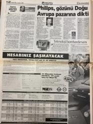 HÜRRİYET GAZETESİ DOĞUM GÜNÜ HEDİYESİ - 8 ŞUBAT 1999 -TAM TAKIM 38 SAYFADIR -Kral Hüseyin-Kaddafi-Baykal-Kutan-Zsa Zsa Gabor-Ertuğrul Özkök-Ahmet Kaya-Fatih Terim-Hagi-Turgay Şeren-İlhan Soyler-Bayram Aydın-Halit Özkan-Sergen-Hakem Zaman-Toshack-Tayyar Safi-Oral Atlı-Ecevit-Sayın Gazeteci Nurettin Kurt-Nazlı Altınyar-Uğur Yazar-Nuran Çakmakcı  Ortadoğu ağlıyor-PKK başladığı yerde bitiyor-Majesteleri unvanı gitti-Yeni kral Türk dostu-Türkiye Ürdün gizli ortaklığı-Balayından dönüş-Zsa Zsa Gabor beni 3-5 ay eve kapattı-Osmanlı daveti-Apo Simitis’i bayılttı-Hagi’nin doğum günü partisi-Aslan coştu bir kere-Terim Tugay’ı kızağa oturttu-Formam namusumdur-Boğa 90’da vurdu-Sakarya bombaladı-Adana Dadaş’ı Cenk’le devirdi-Jaguar partisi lideri oldu-Halis Ağa ve genç eşi balayından döndü-Fırtına Kayseri’de minare yıktı-Denizli’de çığ 1 kişi kayıp-Bulgarlar geç vize Edirne’yi vuruyor-İstanbul öğrenci cumhuriyeti-3 haftalık tatil de bitti-Tarikat okuluna Uluğbay darbesi