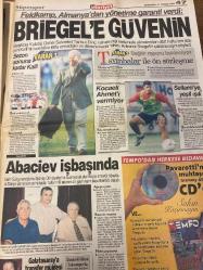 HÜRRİYET GAZETESİ DOĞUM GÜNÜ HEDİYESİ - 21 TEMMUZ 1999 -TAM TAKIM 48 SAYFADIR -Papandreu-Makarios-Ecevit-Ertuğrul Özkök-Oktay Ekşi-Hikmet Uluğbay-Turgut Tüfekçi-Tankut Dinç-Briegel-Kalli-Tsymbalar-Ahmet-Akagüloğlu-Naim Süleymanoğlu-Savaş Ağaoğlu-Bülent Tüfenkci-Pavarotti-Feldkamp-Şansal Sarıalioğlu-Vedat Okyar-Hakkı Yalçın-Şenes Erzik-Antay Kayaoğlu-Metin Seval-Mehmet Aydın-İsmail Er-Cansel Çiçekçi-Merve Kavakçı-Prof. Beyaz-Senol Çakır-Hülya Başaran-Muammer M. Başaran-Zehra Başaran-Melek Başaran-Ekrem Başaran  Tarihi İtiraf-4 Trilyonu Yakmak-Çözümden Sorun Yaratmak-Schröder 5 Türk İşadamıyla Buluşuyor-Yılmaz’dan Yanlış ve Haksız Eleştiri-Cezavelerinde Aşırı Son-Yunan Türk Kardeşliği-Ecevit İsteseydik Tüm Adayı Alırdık-Dünyanın Gözü Türkiye’de-9 Bankamız Dünya Devleri Arasına Girdi-Briegel’e Güvenin-Sezon Sonuna Kadar Kalli-Tsymbalar ile Ön Sözleşme-Kocaeli Ahmeti Vermiyor-Sellami’ye Yeşil Işık-Abaciev İşbaşında-İnönü’de Sessiz Gala-Küfürler Alpay’ı Yıktı-Çıplak Ayaklara 3 Yorum-Güzelle