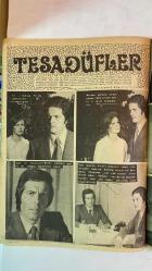 SAMANYOLU ELBİSE PATRON İLAVELİ MECMUA DERGİ - 23 MAYIS 1974 - SAYI: 125 ARNOLD - JENNIFER - GILBERT - BARBARA - FERİ CANSEL - PİRAYE UZUN - ADNAN KIRAN - SALİH GÜNEY - KUNT TOLGAR - IŞIN İŞSEVER - NEŞE KARABÖCEK - OKSAL PEKMEZOĞLU - ATİLLA ALPSAKARYA - TÜRKAN ŞORAY - EDİZ HUN - RAUF DENKTAŞ - NEJAT SAYDAM - HAKAN BALAMİR - FIGEN HAN - ESEN PÜSKÜLLÜ - YÜCEL UÇANOĞLU - SEZER GÜVENİRGİL - TUNÇ ORAL - ÖZDEMİR ERDOĞAN - SALİM DÜNDAR - NİLÜFER - SELDA - TANJU OKAN - FATOŞ BALKIR - ERSEN - CEM KARACA - SÜHEYL DENİZCİ - ERDOĞAN ERGUN - AYLA DİKMEN - ERTAN ANAPA - AJDA PEKKAN - HAMİ İREM - ERKUT TAÇKIN - ANNE-MARIE DAVID - KAMURAN AKKOR - VASFİ UÇAROĞLU - SADRİ ALIŞIK - YAVUZ ÖZIŞIK BUTİK GENÇ KIZ - TESADÜFLER - SİNEMA - BEYRUT VE KIBRIS GEZİSİ - 8 AY SONRA FİLME BAŞLADI - KISA KISA - YILIN SANATÇISI ÖDÜLLERİ - AŞIK VEYSEL'İN HAYATI - AYRILIKTAN SONRA BARIŞMA - SESİ TEHLİKEDE - GALA YAPMADI - YENGEN FİLMİ - YAZ SEZONU ANLAŞMALARI - 36 SAYFA