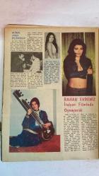 SAMANYOLU ELBİSE PATRON İLAVELİ MECMUA DERGİ - 10 MAYIS 1974 – SAYI: 712 HÜLYA DARCAN – TANJU KOREL – MİNE MUTLU – BAHAR ERDENİZ – ZUHAL YORGANCIOĞLU – IRA FÜRSTENBERG – GIULIANO GEMMA – NAZAN ŞORAY – ENGİN ÇAĞLAR – HULKİ SANER – METİN ERKSAN – HALE SOYGAZİ – OKSAL PEKMEZOĞLU – EKREM BORA – HALİT AKÇATEPE – OSMAN ALYANAK – ERKAN YOLAÇ – YILMAZ DURU – TÜRKAN DURU – SABAHAT DURU – MELEK GÖRGÜN – CEMİL UYANIK – ZEYNEP DEĞİRMENCİOĞLU – MEHMET BOZDAĞ – HÜLYA TUĞLU – REFİK HALİT KARAY EVLİLİK HAZIRLIĞI – SAHNEYE GEÇİŞLER – İTALYAN FİLM TEKLİFİ – SAUNA VE ZAYIFLAMA – GAZİNO VE FİLM ÇALIŞMALARI – YENİ FİLM PROJELERİ – YÖNETMENLİĞE GEÇİŞ – SENARYO DEĞİŞİKLİKLERİ – SİNEMA VE SAHNE DENGESİ – KİŞİLİK TESTİ: BAŞKASININ ETKİSİNDE KALIYOR MUSUNUZ? – YEMEK TARİFLERİ: ETSİZ TÜRLÜ, PİRİNÇLİ LOKMA, YAŞ GÜNÜ PASTASI - 36 SAYFA