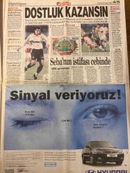 HÜRRİYET GAZETESİ DOĞUM GÜNÜ HEDİYESİ - 25 EKİM 1998 -TAM TAKIM 46 SAYFADIR -Ahmet Demir-Abdülmecid-Murat Bardakçı-Oktay Ekşi-Süleyman Demirel-Toshack-Hakan-Şükrü Erdem-Seba-Kurthan Fişek-Halil Kızılan-Yasin Kızılan-Abdullah Öcalan-Selami Altınok-Baykal-Zeynep Atikkan-Gülcin Yazıcıoğlu-Tayyip Erdoğan-Aydın Bolak  Basında yeni devir-Türkiye yürüyor-Ahmet Demir açığa alındı-Abdülmecid de yüzleştirdi-Bugün yürüyeceğiz-Aşkın: Bana da ihanet ettiler-AIDS maymunları vurdu-Dostluk kazansın-Seba’nın istifası cebinde-Sinyal veriyoruz-Ağabeyi kollarında şehit oldu-Bu ne perhiz bu ne lahana turşusu-PKK varoluş savaşı veriyor-Erken seçim yaklaştıkça ağzı bozulan konuşuyor-Türkiye yürüyor-Yiğidim aslanım burda yatıyor-Meslek onuru için-Mahkeme kapısı gibi banka-Tayyip Bey’in suç duyurusu-Pentagon’u Türkler havalandıracak