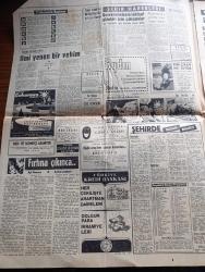 Hürriyet Gazetesi - 14 Nisan 1962 - İsmet İnönü huzur kapımızın önündedir asıl meselemiz ekonomik ilerleme dedi - ünlü rejisör Elia Kazan Ankara'ya geldi - Başbakan İsmet İnönü mahkum aileleri ile görüştü fotoğraf - Ragıp Gümüşpala ihraç kararlarını geri aldı - işçiler protesto toplantısı yaptı - Atina'da kanlı nümayiş 20 polis 25 talebe yaralandı - General Jouhaud idam cezasına mahkum edildi - burç falı - Abdülmecit'e ait çifte 5 bin liraya satıldı - Yul Brynner Atatürk köşkünü ziyaret etti - Suriye'de Nazım El Kudsi cumhurbaşkanı oldu - yeni bir aletle çocuğun cinsiyeti doğumdan önce belli oluyor - Real Madrid altıncı defa finalist oldu - Real Madrid Benfica finali fotoğraf - Fenerbahçe Karşıyaka maçı - Can Bartu'nun italya'daki itibarı Peşte'den sonra çok arttı - Ordu takımı Bugün Antalya'da oynuyor - kör bir köpek âmâ adama tam üç sene rehberlik etti - Burgiba ve yeni karısı fotoğraf - Avusturyalı 69 Profesör Dün İstanbul'a geldi - Fatoş karikatür - güngörmüşler karikatür