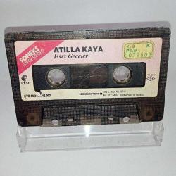 Kaset Atilla Kaya ıssız geceler albümü. Orijinal 1989 Kağıt Baskı. kartoneti yok. kaset baştan sona dinlendi sorunsuz çalışıyor