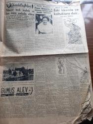 Cumhuriyet Gazetesi - 16 Ağustos 1955 - umumi içtimalar kanununun tadili -  Kasım Gülek dün Sabah 8 de hakim huzuruna çıkarıldı - Kasım Gülek Paşakapısı cezaevinin revirinde kalmaktadır fotoğraf - Habeşistan imparatoru geliyor - Ortaşarkta komünizmle mücadele - Kasım Gülek'in tevkifi ve Amerika - Celal Bayar bu sabah Irak Kralı ile birlikte İzmir'i hareket ediyor - elektrik idaresinin 4 günlük kömürü kaldı - Son hıçkırık yazan Kerime Nadir yazı dizisi - İzmir fuarını Ticaret vekili Sıtkı Yırcalı açacak - davulun sesi yazan Burhan Felek - atmosferin dışında kurulacak rasathane yazan Rıdvan Tezel - İstanbul Ankara Radyosu Programı - churchill'in gölgesi yazan W. H. Thompson yazı dizisi - Prenses Margaret'in 21 ağustosta vereceği karar merakla bekleniyor - eski iskemle ve koltuklara dair yazan Haluk Yusuf Şehsuvaroğlu - Manş yüzme maratonunu Mısırlı Abdüllatif kazandı - Fenerbahçeli basketbolcuların çalışmaları - İstanbul enternasyonal tenis turnuvası cuma günü başlıyor - Cezmi Or kupası