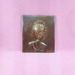 VINTAGE EL YAPIMI İMZALI KABARTMA GÖRSELLİ AFRİKALI KADIN PORTRE BAKIR TABLO