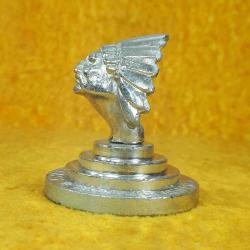 ANTİKA INDIAN HEAD NİKEL KAPLAMA PİRİNÇ OTOMOBİL KAPUT AMBLEM HEYKEL