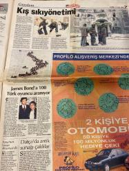 HÜRRİYET GAZETESİ DOĞUM GÜNÜ HEDİYESİ - 17 OCAK 1999 - TAM TAKIM 32 SAYFADIR -Abdullah Öcalan-Haluk Kırcı-Sedat Bucak-Uğur Dündar-Prenses Olga-Murat Bardakçı-Akşener-Oktay Ekşi-Toshack-Cem Yılmaz-Boliç-Fatih Terim-Filip-Emre-Burak-Bayram Aydın-Yalım Erez-Sedat Ergin-Zülfü Livaneli-Nurettin Sözen-Mehmet Moğultay-Ercan Karakaş-Algan Hacaloğlu-Altan Oymen-Cevdet Selvi-Ali Topuz-Hasan Fehmi Güneş-Mehmet Sevigen-Bülent Tanla-Ethem Cankurtaran  İtalya da def etti-Yaptığımız hayvanlıktı-Prenses Olga’nın Türkiye’ye vedası-Tita artık yok-Uzun tatilde ilk gün 26 kurban-Kombassan’dan ABD’de zincir-Cep telefonunda süper evlilik-Bacak ağrıları için yeni ilaç-Celile ‘açlık grevinde’-Kırık notlu öğrenciler okulu talan etti-Fenerbahçe’nin Derwall’i olacağım-Toshack’tan birlik çağrısı-Fener’i Boliç güldürdü-Terim içini döktü-Filip: Hedefim Real Madrid-Antalya Hakan için devrede-1 Şubat’ta lider-CHP’de sıra yarışı-Tantan niye piyano çalmıyor?-Parasız yaşamak pahalı-Kaynanatör-Akıl adası