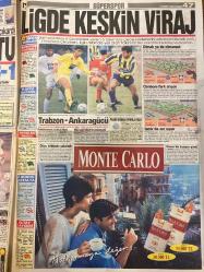 HÜRRİYET GAZETESİ DOĞUM GÜNÜ HEDİYESİ - 12 MART 1995 - TAM TAKIMI 48 SAYFADIR -Mehmet Şevket Eygi-Mesut Yılmaz-Metin Ersoy-Tuğçe Ersoy-Tansu Çiller-Süleyman Demirel-Hüsamettin Cindoruk-Barzani-Oktay Ekşi-Ertuğrul Özkök-Meltem Cumbul-Hakan-Hakan Şükür-Hayrettin Demirbaş-Suat Kaya-Arif Erdem-Savaş Demiralp-Mustafa Kocabey-Soner Tolungüç-Mustafa Aydoğdu-Aykut Kocaman-Oğuz Çetin-Hakan Şükür-Bosman-Erman Güraçar-Süleyman Oktay-Daum-Tümer-Hakan Ünsal-Madida-Ertuğrul Sağlam-Vedat Okyar-Güven Taner-Korkut Göze-Devrim Sağiroğlu-Rıfat Özbek-Ayla Eryüksel-Sinan Edemen-Meltem-Bektaş-Nihal-Fatih-Edip Akbayram-Tim Robbins-Morgan Freeman-Frank Darabont-Anthony Hopkins-Debra Winger-Richard Attenborough-Paul Newman-Robert Benton  Trilyonları topluyorlar-Mesut Yılmaz ağır konuştu-Metin Ersoy’u yakan ifade-Ligde keskin viraj-Kartal uçtu costu-Hah işte böyle-Metin ve Madida-Kara kafa-Köln’den Daum’a takip-Kara fırtınanın muhteşem dönüşü-Elveda hüzün-Bir zamanlar modeldi-O bir dayak arsızı-10 milyarlık tek