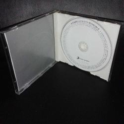 CD Michael Jackson invincible albümü. Orijinal. Avrupa baskı, çok temiz, koleksiyonluk
