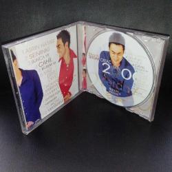 Cd Serdar Ortaç Bilsem ki 2000 albümü. Orijinal. Sorunsuz çalışıyor.