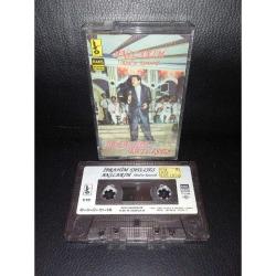 Kaset İbrahim Tatlıses anılarım kralın konseri albümü. Orijinal. 1989 Kağıt Baskı.  Tertemiz. Koleksiyonluk