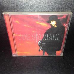 Cd Joe Satriani - Joe Satriani albümü. 1995 Avusturya baskı. Orijinal. Sorunsuz çalışıyor. koleksiyonluk
