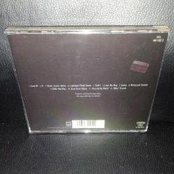 Cd Joe Satriani - Joe Satriani albümü. 1995 Avusturya baskı. Orijinal. Sorunsuz çalışıyor. koleksiyonluk