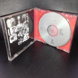 Cd Joe Satriani - Joe Satriani albümü. 1995 Avusturya baskı. Orijinal. Sorunsuz çalışıyor. koleksiyonluk