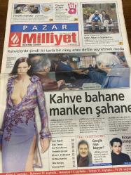 MİLLİYET GAZETESİ DOĞUM GÜNÜ HEDİYESİ - 17 ARALIK 2000 -TAM TAKIM 22 SAYFADIR  -Çetin Altan-Kumru Sönmez-Gani Müjde-Ülkü Tamer-Ece Temelkuran-Yasemin Çongar-Mine G. Kırıkkanat-Ali Rıza Kardüz-Sina Koloğlu-Zeynep Oral-İlber Ortaylı-Fazıl Say-Richard Gere-Winona Ryder-Samuel L. Jackson-Keanu Reeves-James Spader-Marisa Tomei-Björk-Catherine Deneuve-Joshua Jackson-Paul Walker-Kenan Işık-Mehmet Ali Erbil-Cem Davran-Ayşegül Sönmez-Mine Tülek Kahvelerde şimdi iki tavla bir okey arası defile seyretmek moda-Kahve bahane manken şahane-Çetin Altan’ın İstanbul’u-Gençlik niye kaçıyor-Rüzgarı bildiği gibi-Yemekli sinemalar-Yüzyılın el izleri-Sarhoş olma hakkım olmadı-Mehmet Ali daha gerçek-Hamilelik danışmanı-Kapının arkasında ne var-Beni boğuyor Sesler Ziller Bizler-Hep Aşık Vardı-O Hep Güçlü-Korkusuz İtirazı Olan-The Watcher-Sen Hiç Ateş Böceği Gördün mü-Balalayka-Kırmızı Gezegen-Karanlıkta Dans-Saklı Seçilmişler-El Dorado-Bu Kış Öyküsü-Tavuklar Firarda