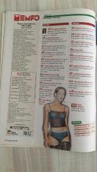 TEMPO – SAYI 577 – 31 ARALIK 1998 / 6 OCAK 1999 – 140 SAYFA – YILIN ADAMI: HASAN DENİZKURDU – YILIN KADINI: MONICA LEWINSKY – SUSURLUK SKANDALI ÇÖZÜLEMEDİ, ÇAKICI FRANSA’DA YAKALANDI – REFAH PARTİSİ KAPATILDI, ERBAKAN’A SİYASET YASAĞI – 75. YIL CUMHURİYET YÜRÜYÜŞÜ: 80 İLDE LAİK REFLEKS – CLINTON VE İSLAM’IN YILI – ABD–İRAN MAÇI: “PERSLER ABD’Yİ SEVİYOR” – KOSOVA KAZANI KAYNIYOR – SUHARTO’NUN SONU: ENDONEZYA SARSILDI – APO İTALYA’DA SIKIŞTI – VIAGRA YILIN İLACI OLDU – TÜRKİYE’DE MEŞHURLAR SİRKİ – DÜŞÜNCE HALA SUÇ: KALEM VE KÂĞIT DEMİR PARMAKLIK ARDINDA – İSLAMİ REFORM: KADINLAR İLK KEZ CENAZE NAMAZINDA – RUSYA’DAN BAŞLAYAN EKONOMİK KRİZ TÜRKİYE’YE ULAŞTI – DOĞANIN İNTİKAMI: 1998 FELAKETLER YILI – CUMHURİYET 75 YAŞINDA – KADIN TEMSİLİ %2.5: “DAHA ÇOK KADIN, DAHA İYİ SİYASET” – YAVUZ GÖKMEN VE ERHAN AKYİDE’YE VEDA – MODADA ZARAFET YENİDEN SAHNEDE – BEDAVA 1999 MASA TAKVİMİ – HER HAFTA: ESRA’NIN ON SORUSU, OLAYLAR VE ŞEYLER, DUMAN OLAN YERDE, GEÇTİ O GÜNLER, ‘O AN’IN PEŞİNDE, İTİRAF YAZIL