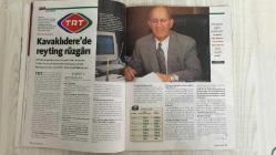 TEMPO – SAYI 687 – 8–14 ŞUBAT 2001 – 130 SAYFA – “OKUNMADIK KİTAP KALMASIN” KAMPANYASI: HERKESE ÜNLÜ YAZARLARDAN BİR KİTAP – TÜRKİYE’NİN EN ÜNLÜ YATIRIMCILARI 2001’DE HAYAT KURTARACAK HİSSELERİ SEÇTİ – GAFFAR OKKAN’IN BABASI: “KATİLLER YAKALANSA BİLE AFLA ÇIKARLAR” – AĞCA’YI EN YAKIN ARKADAŞI İHBAR ETMİŞ – AKSARAY’DA YASADIŞI KÜRESELLEŞMENİN MERKEZİNE GİRİLDİ – ERBAKAN’IN “İSLAMCI” MUHALİFİ: ŞEYH ESAD COŞAN – İNTİHAR MI, CİNAYET Mİ? KONTES FRANCESCA VACCA AGUSTA’NIN GİZEMLİ ÖLÜMÜ – HULKİ CEVİZOĞLU: “YAYINCILIK CAZİBEM YÜKSEK” – KADIN VE ERKEK ARASINDAKİ 41 FARK – TRT’DE REYTİNG RÜZGARI: KAVAKLIDERE’DEN YÜKSELİŞ – POLİS ÜNİVERSİTESİ KURULUYOR – BEYİN RENGİNİZ HANGİSİ? HERRMANN TESTİ TÜRKİYE’DE – FINDIKKIRAN BALESİ: AKM’DE GÖRSEL ŞÖLEN – HER HAFTA: SERDAR TURGUT, FARUK BİLDİRİCİ, KURTHAN FİŞEK, BİROL BAYRAM – GAFFAR OKKAN – ESAD COŞAN – HULKİ CEVİZOĞLU – GÜNAY USLU – FRANCESCA VACCA AGUSTA – SERDAR TURGUT – FARUK BİLDİRİCİ – KURTHAN