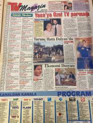 MİLLİYET GAZETESİ DOĞUM GÜNÜ HEDİYESİ - 12 OCAK 2001 -TAM TAKIM 32 SAYFADIR  -Selahattin Kılıç-Tansu Çiller-Prenses Anne-Yalçın Doğan-Özdemir İnce-Hakan-Kubilay Atasayar-Murat Sizer-Haluk Özgen-Atilla Gökçe-Milne-Rüstem Batum-Sibel Can-Sina Koloğlu-Yavuz Donat-Güneri Civaoğlu-Doğan Heper-Hasan Pulur Batık banker KİT’e başkan oldu-Prenses’in Çiller’e oyunu-SHP üstü CHP-G.Saray’a süper stat-Kubilay’ın kader günü-Milne’den federasyona uyarı-Yasa’ya özel TV parmağı-Turunç Hattı Dalyan’da-Ekonomi Dosyası-İncil’li askı-Otomobille yandılar-Saat kulesine ‘Sahlep Bar’-Basın serbesttir ama