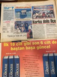 MİLLİYET GAZETESİ DOĞUM GÜNÜ HEDİYESİ - 12 OCAK 2001 -TAM TAKIM 32 SAYFADIR  -Selahattin Kılıç-Tansu Çiller-Prenses Anne-Yalçın Doğan-Özdemir İnce-Hakan-Kubilay Atasayar-Murat Sizer-Haluk Özgen-Atilla Gökçe-Milne-Rüstem Batum-Sibel Can-Sina Koloğlu-Yavuz Donat-Güneri Civaoğlu-Doğan Heper-Hasan Pulur Batık banker KİT’e başkan oldu-Prenses’in Çiller’e oyunu-SHP üstü CHP-G.Saray’a süper stat-Kubilay’ın kader günü-Milne’den federasyona uyarı-Yasa’ya özel TV parmağı-Turunç Hattı Dalyan’da-Ekonomi Dosyası-İncil’li askı-Otomobille yandılar-Saat kulesine ‘Sahlep Bar’-Basın serbesttir ama