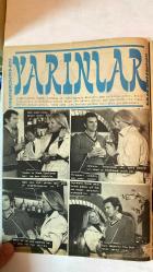 SAMANYOLU ELBİSE PATRON İLAVELİ MECMUA DERGİ - 31 TEMMUZ 1975 — SAYI: 187 YÜCEL - KENAN GÜNEY - ZAFER - BANU - HÜLYA - TIMUR SELÇUK - TANJU OKAN - RÜÇHAN ÇAMAY - GÖKBEN - MELİKA DEMİRAĞ - YILMAZ GÜNEY - EDİZ ONAY - ERTAN ANAPA - PIRAYE UZUN - ALİ KURNA - HÜLYA KOÇYİĞİT - AYHAN IŞIK - ARZU OKAY - GERMANA - IVO - DIANA SİNEMA - MÜZİK - MAVİ GÖZLÜ DEV - BATI MÜZİĞİ KONSERİ - YENİ PLAK - SAHNE HAZIRLIĞI - TRT DENETİMİ - PİRELİ ŞARKI - PARİS YOLCULUĞU - AVUSTRALYA SEYAHATİ - BURSA ÇALIŞMASI - KIYIKENT YALANLAMASI - BOŞANMA HABERİ - AVRUPA SEYAHATİ - ANADOLU TURNESİ - ESKİ MAZİ - FİLM GÖSTERİMİ - KOMEDİ FİLMİ - MOTEL SETİ - YARINLAR - DOKTORLUK İDEALİ - ŞİRKET MÜDÜRLÜĞÜ - SONSUZ SAADET - ŞİRKET SOYGUNU - REHİNE KRİZİ - TIBBİ MÜDAHALE DİLEMMASI - 36 SAYFA