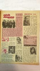 SAMANYOLU ELBİSE PATRON İLAVELİ MECMUA DERGİ - 21 EYLÜL 1972 — SAYI: 38 HÜLYA KOÇYİĞİT - ÖZDEMİR ERDOĞAN - AYKUT IŞIKLAR - ÖMER AYSAN - ZÜMRÜT - GÜZİN-BAHA - AYTEN ALPMAN - SALİM DÜNDAR - ARDA KARDEŞ - SANAR YURDATAPAN - HÜMEYRA - EMEL SAYIN - ASU MARALMAN - REYMAN ERAY - MARK ARYAN - SELÇUK AK - COUNTRY JOE - SWEET - JOE COCKER - JANIS JOPLIN - VIKKI CARR - DEREK AND THE DOMINOS - ERIC CLAPTON  MODA RENKLİ YÜNLÜ KAZAKLAR - KIŞLIK AKSESUARLAR - BERELER VE KEPLER - PEÇETEDEN GECELİK DİKİMİ  MÜZİK ÖZDEMİR ERDOĞAN’IN SAHNE KRİZİ - ORKESTRA DAĞILMA KARARI - GÖZDE PLAKLAR: ÖLÜM ALLAHIN EMRİ, AŞK BÖYLEDİR, KAZAN DAĞI, AĞLIYORMUŞSUN - “AĞLIYORMUŞSUN” ŞARKI SÖZLERİ - SALİM DÜNDAR’DAN İSPANYOL FOLK MİZANSENİ - ARDA KARDEŞ’İN YENİ PLAĞI - HÜMEYRA’NIN FESTİVAL KRİZİ - EMEL SAYIN’A SANAT ELÇİLİĞİ GÖREVİ - ASU MARALMAN’IN “OY LELLİ KÖY” PLAĞI FRANSA’DA - SELÇUK AK’TAN BERLİN MÜZİK MEKTUBU - YURDAER DOĞULU’NUN MODERN TÜRK MÜZİĞİ - COUNTRY JOE’DAN ROCK’N ROLL’A DÖNÜŞ - SWEET’TEN “WIG BAM B - 36 SAYFA