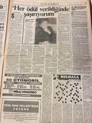 MİLLİYET GAZETESİ DOĞUM GÜNÜ HEDİYESİ - 18 NİSAN 1993 -TAM TAKIM 28 SAYFADIR - CUMHURBAŞKANI TURGUT ÖZALI KAYBETTİK -Turgut Özal-Semra Özal-Süleyman Demirel-Altan Öymen-Atilla Gökçe-Şenes Erzik-Süleyman Seba-Alp Yalman-Metin Aşık-Yavuz Donat-Yalçın Doğan-Melih Aşık-Ercan Akyol-Şükrü Elekdağ-Owen Cumhurbaşkanı Turgut Özal’ı kaybettik-Türkiye sağolsun-5 gün ulusal yas-Yoruldum-Şimdi ne olacak?-Sporun kalbi durdu-Tüm müsabakalar iptal edildi-Kupa öksüz kaldı-G.Saray’da af yok-Norveç’te iki fire-Vekalet Cindoruk’ta-En kısa süreli Cumhurbaşkanı-Türkiye’yi yasa boğdu-4 büyük ameliyat-Özal’ın ardından-Devlette bir ömür-Yunanistan gemi azıya aldı-Srebrenica ölümü yaşıyor-Fuzuli yine tehlikede-Boşnaklara Irak modeli-Zeynep Oral-Ali Sirmen-Cicciolina-Erkan Avlar-Canan Barlas-Tamer Heper-Bülend Kırmacı-Turgut Özal-Semra Özal Her ödül verildiğinde şaşırıyorum-Temiz toplum ve Türkiye-Annem çiçek gibiydi-Düşünenlerin düşüncesi-Söz okurun-Avukatınız-Yazılı olmayan yeni kurallar-Özal’ı kaybettik-Türk