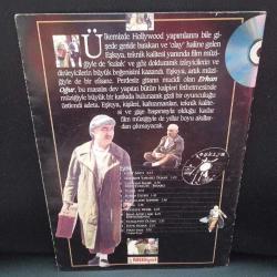 Eşkıya CD Kitap, Eşkiya filmi öyküsü ve müzikleri. Şener Şen Uğur Yücel Erkan Oğur