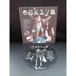 Eşkıya CD Kitap, Eşkiya filmi öyküsü ve müzikleri. Şener Şen Uğur Yücel Erkan Oğur