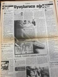 MİLLİYET GAZETESİ DOĞUM GÜNÜ HEDİYESİ - 15 AĞUSTOS 1999 -TAM TAKIM 32 SAYFADIR - Yağmur Duman-Güneri Cıvaoğlu-Ecevit-Erbakan-Erol Yarar-Orhan Koloğlu-Gürcan Bilgiç-Rıdvan Dilmen-Vedat Vatansever-Togay Bayatlı-Lefter-Murat Yakın-Aygün-Boluğ-Gürcan Coşar-Rahim Zafer-Kartal Yiğit-Daum-Fikret Bila-Ercüment İşleyen-Doğan Heper-Melih Aşık-Yalçın Doğan-Talabani-Rızai Okyay-Tolga Şardan-Koh-Carlin-Recep Uzun  Zehir ağı-Suikastçının itirafı-Bedri Bodrum’da-Gözyaşı okul oldu-Güneş ve Ay sevişmesi-Önce Kuran-Sonra tenis-Etek kavgası-Senin dilini koparırım-Putin’e şeriat yargısı-İsveç’te Türk imzası-Şaire alkış çiçek-Ecevit Erbakan hayal görüyor-Borsaya yabancı neşesi geldi-ÖSS sahtekârları-Fener söndü-Karadeniz’de fırtına-Ostenstad’a takip-Tribünde kavga-Karaborsa önlemi-Aygün sürprizi-Rıdvan Dilmen teşhisi koydu-Forvet sıkıntısı çekiyoruz-Seba güven aşıladı-2. Lig’de start günü-Uyuşturucu ağı-Meraklının cezası ölüm-Sokak timleri aman vermiyor-Bir ayda 4 bin 23 kaçağa gözaltı-10 trilyonluk uyuştu