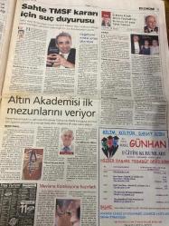 MİLLİYET GAZETESİ DOĞUM GÜNÜ HEDİYESİ - 2 EYLÜL 2007 -TAM TAKIM 30 SAYFADIR -Hakan Kırkoğlu-Abdullah Gül-Şükran Pakkan-Hikmet Çetin-Ahmet Necdet Sezer-Haluk Ulusoy-Recep Akdağ-Mehmet Demirkol-Gökhan Zan-Cengiz Malgir-Ertuğrul Sağlam-Tolunay Kafkas-Serdar Sarıdağ-Aziz Yıldırım-Erhan Telli-Linderoth-Feldkamp-Ayhan-Hakan Şükür-Sinan Aygün-Güngör Uras-Mehmet Ali Şahin-Arzu Çetink-Mehmet Akif Ersin-Yavuz Yılmaz-Mehmet Akif Ersin-Serpil Yılmaz-Aytaç Yalman-Aydın Doğan-Selami Özel-Beste Önkol  Enkazdan çıkan kadın zaferi-Özkök çiftinin İnebolu hatırası-Malezya hızla şeriata kayıyor-ABD’ye ikinci ordu kuruluyor-İstanbul’da halat kazası-‘Soykırım’ tazminatı sürprizi-Hekimsiz aile kalmayacak-253 yılda 433 milyar dolar faize gitti-İnönü’de 0-0 alçak uçuş-Kayıp normal-Dünyaya açılacak tek kulübüz-Altı eksikle gittiler-Nonda yedek güç-Linderoth müjdesi-Kocaeli kendine geldi-Liverpool gol yağdırdı-Tuncay Şanlı 6 dakika oynadı-Milli Takım toplanıyor-9 bin fabrika parası faize gitti 433.3 milyar dolar