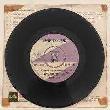 Sevim Tanürek - Kışlada bahar (ibibikler) / Gözlerimden yüzün / 45'lik plak