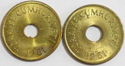 Türkiye Cumhuriyet 1951 Yılı 1 Kuruş Noktalı / Noktasız  (9515)