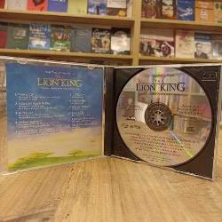 WALT DISNEY PICTURES PRESENT THE LION KING CD