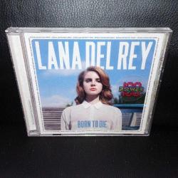 Cd Lana del rey born to die albümü. Orijinal. Sıfır ayarında. Tertemiz. koleksiyonluk