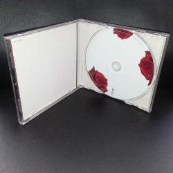 Cd Lana del rey born to die albümü. Orijinal. Sıfır ayarında. Tertemiz. koleksiyonluk
