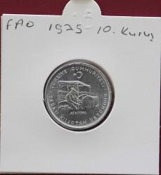 Türkiye Cumhuriyeti 1975  yılı 10 Kuruş FAO Saban Kılıçtan Üstündür  (9593)