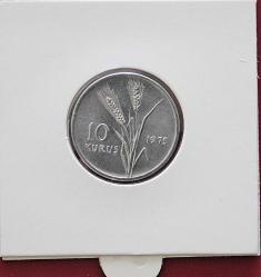 Türkiye Cumhuriyeti 1975  yılı 10 Kuruş FAO Saban Kılıçtan Üstündür  (9593)