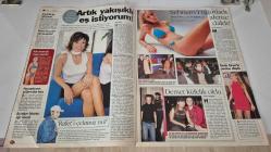 ŞAMDAN DERGİSİ - 15 ŞUBAT 2003  - MUSTAFA SANDAL - EBRU GÜRSOY - TUBA ÜNSAL - TAYFUN TOPAL - SENGÜL BALIĞSIRTI - TARIK AKAN - ÖZLEM YILDIZ - YILMAZ MORGÜL - SEZEN AKSU - BURAK KUT - TARKAN - HAKAN - LEVENT KIRCA - EMEL SAYIN - CEM DAVRAN - EBRU GÜNDEŞ - KENAN DOĞULU - NİLÜFER - KAYAHAN - PINAR TEZCAN – MURAT ORTAHAN – SERAY SEVER – HAKAN ALTUN – CAN AKÇAY – BİRİCİK SUDEN – EBRU ŞALLI – HARUN TAN – ŞENER ŞEN – SEREN SERENGİL – ÖZTÜRK SERENGİL – İPEK TUZCUOĞLU – SERPİL DOĞULU – KENAN DOĞULU – OZAN DOĞULU – CANAN DOĞULU – TUĞÇE KAZAZ – SİBEL CAN – HAKAN URAL – SULHİ AKSÜT – RAFET EL ROMAN – TUĞBA ALTINTOP – ŞEBNEM SCHAEFER – NEVZAT BEKTAŞ – LALE HANIM – ESRAHAN SÖNMEZER – SEDA ÜREN – ORHAN DENİZ – AHMET DURU – DEMET AKALIN – EZGİ – ARTO – 30 SAYFA