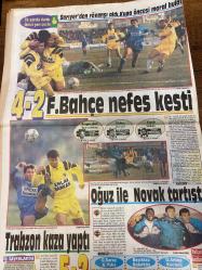 MİLLİYET GAZETESİ DOĞUM GÜNÜ HEDİYESİ - 17 ŞUBAT 1993 -SADECE 24 SAYFADIR -Deniz Baykal-Bülent Ecevit-Halit Oral-Hikmet Çetin-Yalçın Doğan-Tanju Çolak-İslam Yücel-Erdoğan Şenay-Ömer Üründül-Orhan Boran-Ayşen Kırca-Elif İlker-Mustafa Yalın-Aysun Kocadağ-Necdet Menzir-Tolga Şardan-Ali Sirmen-Ercan Altazlı  Baykal’dan açık çek-Ecevit’ten ret-Basıma buyruk değilim-F.Bahçe nefes kesti-Trabzon kaza yaptı-Oğuz ile Novak tartıştı-TV’de neşeli pazar-Daha iyi bilen varsa gelsin-Kamhi’nin tetikçisi Kuleli’den-Görünmeyen Adamın Maceraları-Güzel ve Çirkin-Jurassic Park-Vegas’ta Balayı-Zehirli Sarmaşık-Birkaç İyi Adam-Bodyguard-Köhne Bizans-Madonna-Evde Tek Başına 2-Harrison Ford Patriot Games  CHP Genel Başkanı Baykal SHP’ye birleşme çağrısı yaptı-DSP lideri Bülent Ecevit birleşmeye yanaşmadı-Menzir uyuşturucu operasyonlarıyla ilgili eleştirilere yanıt verdi-Sarıyer Fenerbahçe karşısında mağlup oldu-İkinci yarıda çabaları sonuç verdi-Orhan Boran TV programı sundu-Sibel Asna ve Ayşen Kırca televizyo