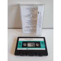 Kaset Van Halen OU812 albümü. 1988 Kağıt Baskı. Sticker da hafif yıpranma var.