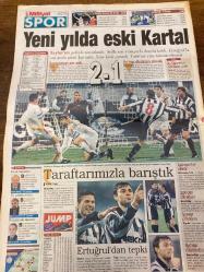 MİLLİYET GAZETESİ DOĞUM GÜNÜ HEDİYESİ - 8 OCAK 2000 - TAM TAKIM 32 SAYFADIR -Gülay Altay-Meral Tamer-Fikret Bila-Tunca Bengin-Hasan Cemal-Güngör Cıvaoğlu-Kadife Şahin-Senura Kardeşoğlu-Bilal Meşe-Atilla Gökçe-Ömer Üründül-Ahmet Çakar-Turay Ürme-Neslihan Cuyar-Turay İpek-Ufuk Türkoğlu-Ali Ayhaber-Sina Koloğlu-Tansel Semer-Meral Tamer  Yedek emeklilik-MİT: İdama dikkat-Postada kalan aşk-Yeni yılda eski Kartal-Taraftarımızla barıştık-Bayram şekerleri-Kahraman anneye öpücük-Kuduz’a bir can daha-Nükleersiz bayramlar-Dünya Bankası’ndan TEAŞ’a zehir zemberek mektup-TEAŞ neden zorda  SSK’ya ek olarak devlet teşvikli özel emeklilik getiriliyor-Bireysel emeklilik sistemi nasıl işleyecek-MİT’ten Apo’nun infazı hakkında dikkatli olunması yönünde rapor-Ecevit ve Bahçeli’den açıklamalar-Bir gencin posta kutusunda kalan aşk hikayesi-Tayfur’un golüyle Beşiktaş Göztepe’yi 2-1 yendi-Ertuğrul’dan tepki geldi-Bayram ekranlarında şovlar ve programlar yer aldı-Halil Kıvanç ve Bayram konukları ekranda yer al