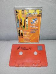 Kaset Fanta gençlik festivali. Şebnem Ferah Teoman mor ve ötesi Cenk ve Erdem Orijinal. koleksiyonluk