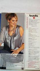 BURDA ELBİSE PATRONLU DERGİ - SAYI : 20 08 AĞUSTOS - MEHMET Y. YILMAZ - BERNA ÖZBEN AKIN - Ö. ALEV TEZCANLI - HANNELORE AZRAK - GÜLDEREN PAMİR - SELMA ÖVET BERBER - ERDAL İPEKEŞEN - YEŞİM DENİZEL - MURAT KÖKSAL - ORHAN TAŞKIN - DİDEM KURUCU - SERVET KAVASOĞLU - CEM M. BAŞAR - HATİCE ERDİNÇ - BELLAS GÜDÜL - NEYRAN ÇINAR - YONCA GÖNEN - PINAR CAN - NUSRET KINMLİOĞLU  ŞİMDİ BU KUMAŞLAR ÇOK MODA - KOMBİNASYON HARİKASI İKİ RENK - ÇOCUKLARA NEON RENKLERDE EKSTRA RAHAT KESİMLER - KLASİKLER - KUSURSUZ CEPLER - DOĞRU ÖLÇÜ ALMA YÖNTEMİ - DİKİŞ OKULU - YARATICI AKSESUAR - ÇOCUK MODASI - BÜYÜK BEDEN - TEMEL GİYSİLER - 1 ETEKLE 4 FARKLI STİL - TAM TAKIM 68 SAYFA