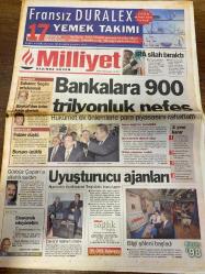 MİLLİYET GAZETESİ DOĞUM GÜNÜ HEDİYESİ - 3 EYLÜL 1998 - TAM TAKIM 32 SAYFADIR -Mesut Yılmaz-Deniz Baykal-Gürbüz Çapan-Alaattin Çakıcı-Hasan Pulur-Harun Gürek-Önder Yılmaz-Zülfikar Doğan-Şeref Oğuz-Abbas Güçlü-Onay Yılmaz-Tamer Heper Bankalara 900 trilyonluk nefes-Uyuşturucu ajanları-Bilgi şöleni başladı-G.Saray ayağa kalktı-Denizli’nin 8 bankosu-Burs isteyen çok veren yok-Uyuşturucuda NİT dönemi-Son yolculuk-Sarhoşun mangalı mahalle yakıyordu-Bankalar istediklerini aldı-Sakıp Sabancı-Osman Pezer-Hamdi Dumlupınar-Hamdi Yasak Genel seçimi ertelemek lazım-Gelişen piyasaların hızlı hisseleri-Çapan’a varoş kurşunu-Sakık’tan PKK’ya silah bırakın çağrısı