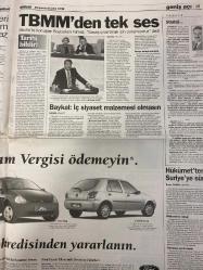 MİLLİYET GAZETESİ DOĞUM GÜNÜ HEDİYESİ - 8 EKİM 1998 - TAM TAKIM 34 SAYFADIR -Hüsnü Mübarek-Süleyman Demirel-Bülent Ecevit-Aydın Doğan-Güneri Cıvaoğlu-Joachim Löw-Mustafa Doğan-Christoph Daum-Okan Buruk-John Benjamin Toshack-Kartal Yiğit-Yalçın Türk-Gürcan Bilgiç-Zeki Domag-Doğan Koloğlu-Dario Porsemay-Ömür Avcı-Vedat Yavuzer-Meral Tamer-Melih Aşık-Ercan Akyol-Yalçın Doğan-Tolga Şardan-Hikmet Bilge-İşte Şam’ın suç dosyası-Suriye’ye süre-Sakin hafife almayın-Ribbeck taktik değiştirdi-Biz bir kolej takımıyız-Toshack’ı tercüman yaktı-Löw’ün Sakarya öfkesi-Televole’nin gurur gecesi-TÜSİAD’ın 10 yıllık Trafik Raporu-Savaş rüzgarı turist kaçırır-Suriye’nin suç dosyası-İşte Abdullah Öcalan’ın adresleri