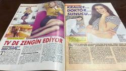 MİLLİYET OSCAR MAGAZİN TV DERGİSİ - SAYI : 33 - YIL: 1 - 22 MAYIS-28 MAYIS - TV PROGAMLARI - JOAN COLLINS - YASEMİN KOŞAL - FARAH FAWCETT - CESUR VE GÜZEL'DE MUHTEŞEM DOĞUMGÜNÜ - ELİF ILGAZ - TEVFİK YENER - GASTON THORN - MÜGE ORUÇKAPTAN - ŞULE OZAN SENKRON İÇİN EL ELE - DİSJOKEY TİYATROCU BULUŞMASI - TARIK TARCAN - GÜLNİHAL - TEKİN ARAL - EDA DOĞAN - CAN OKANAR - NAİM AKGÜN - ADNAN ADVAN - MURAT ATIL - LEYLA YARATSAN - ESRA ZEYNEP - ÖMER ÖNDER - NURŞAH OKTAY - NEŞE ERBEK - ALEXANDER KEY - TANER DEDEOĞLU - TRT 1 - TRT 2 - TRT INT - TRT AVRASYA - TRT 3 - KANAL 6 - BUZDAKİ AJAN - ALMANCININ KARISI - YAĞMUR ALTINDA BİR KEDİ - ANAHTAR BENDEDİR - KATİL KÖPEKBALIĞI - BEŞ DAKİKADA BEŞİKTAŞ - ÖLDÜREN POZLAR - GEDDA - ÇÖL ÇİÇEĞİ - SHOW TV - RTL PLUS - SAT 1 - PRO 7 - TB 5 - VNN - ALİ BABA VE KIRK HARAMİLER - SOLO - GARİP Bİ İZDİVAÇ - SAVAŞ KUŞLARI - JANDARMA NEW YOKRTA - BİTİRİMLER SINIFI - ÖLÜM SATANLAR - GEMİDE TÖRÖR - ŞANS ESERİ - CEHENNEMİN KIYISINDA - REYHAN - KIZGIN ADAM - SAHİPSİZLER - G
