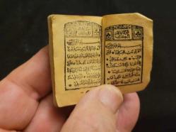 MİNİ BOY MUSHAFI ŞERİF. 80 SENELİK. BULUNMAZ. NADİR.