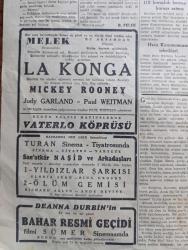 Cumhuriyet Gazetesi - 28 Birincikanun (Aralık) 1941 - nasıl bir teşkilat lazım yazan Yunus Nadi Başmakale - zirai seferberlik - İngiliz Amerikan tebliği Manila ağır surette bombalandı - Ankara'nın Aziz hatırası Atatürk yirmi iki yıl önce Ankara'ya dün ayak basmıştı - Malezya harekatından bir fotoğraf - Japon harp tebliği Malezya'da Popham hattı yarıldı - müttefikler harp planı hazırlıyorlar - Churchill Kanada'ya da giderek bir nutuk söyleyecek - ilk kar içinde spor Atatürk koşuları fotoğraf - Şimali Afrika'da İngiltere Mihver harbi'nin cereyan etmekte olduğu sahayı gösterir harita - Mihver ordusuna acil yardım yolları yazan Abidin Daver - Şimali Afrika'da harekat Yedabya bölgesinde ileri harekat - Kerç boğazında asker dolu 4 Rus vapuru batırıldı - haftanın şakaları yazan Burhan Felek - Bayram şerefine Safiye Ayla Maksim gazinosunda - sanatkar naşit ve arkadaşları Turan sinema tiyatrosunda - bir macera yazan Mükerrem Kamil Su - Hamlet davasının  Peyami Safa müdafaa yapıyor fotoğrafı
