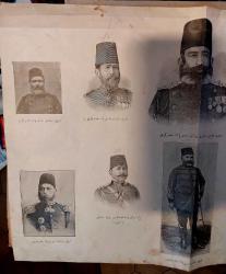Osmanlı Yunan Savaşı 1897 Tarihli Orijinal Dönemi LE PETİT PARISSIEN Fransızca Dergi ve Savaşı Idare Eden Üst Rütbeli Komutanların O Dönem Afişi.. 30 MAYIS 1897 Tarihli dergi kapağında  Edirne Hümayun-u Müşir'i  Edhem Paşa ve Komutanlar. Afişte Edhem Paşa ve Diğer Komutanlar var.. Osmanlı Yunan Savaşı Madalya ve Beratı Yanında Güzel Bir Lot Olur. KOLEKSİYONLUK ÜRÜNLER..